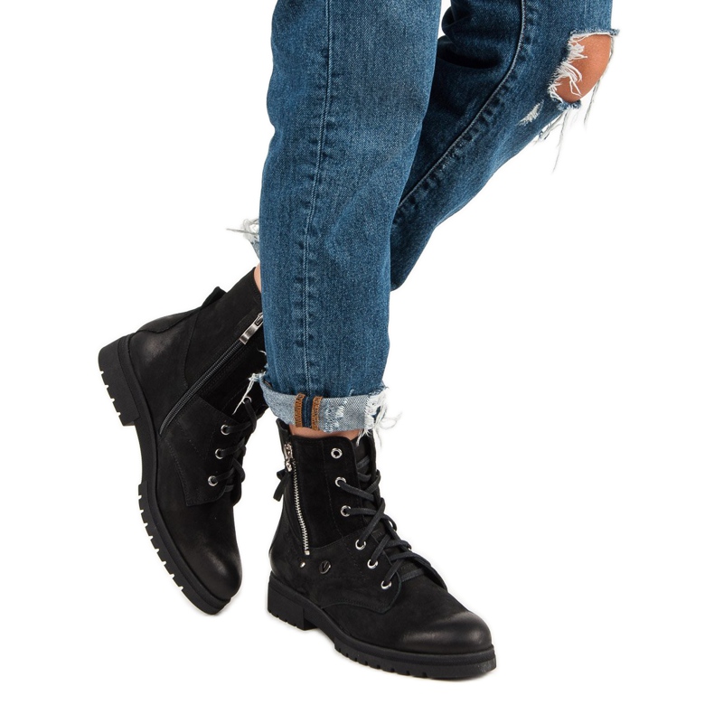 Fekete stílusos VINCEZA munkások 2