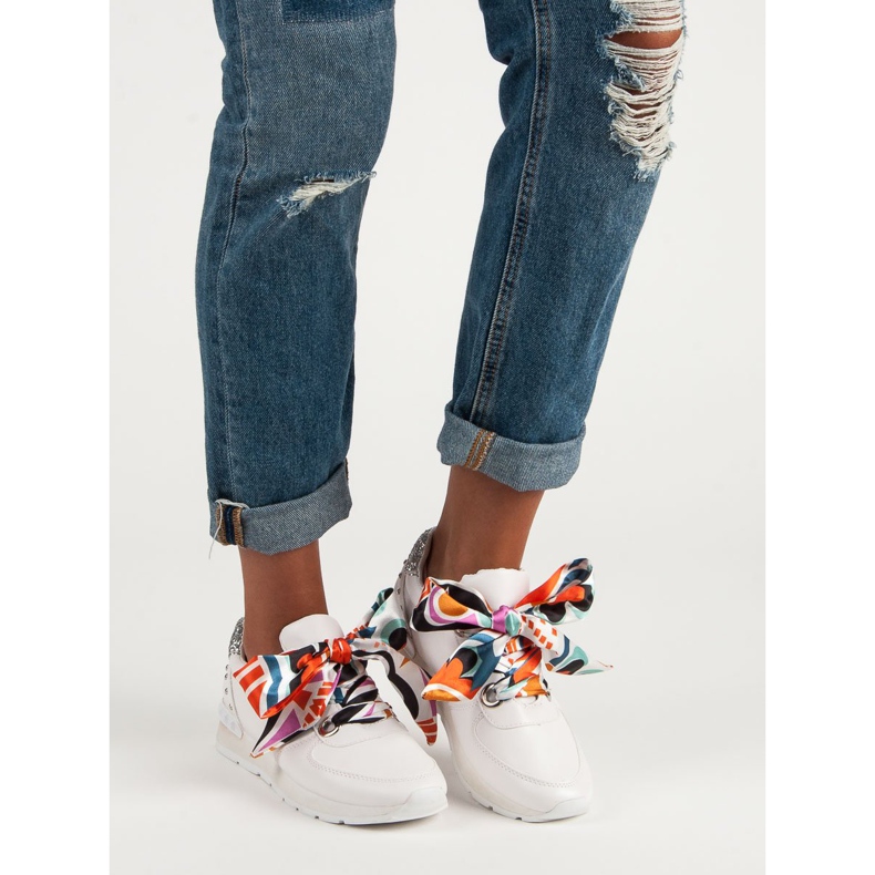 Divatos kötött cipők fehér 1 Divatos kötött cipők fehér 1