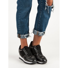 Stílusos fekete cipők 2