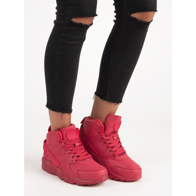 Piros cipő a boka felett 2 Piros cipő a boka felett 2