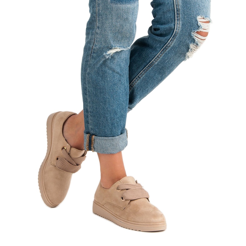 Velúr fűzős cipők barna 1