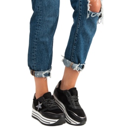 Divatos cipők a platformon fekete 2