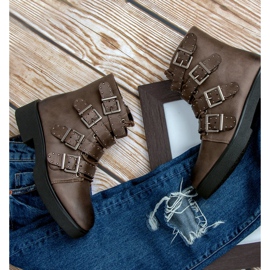 Corina Barna munkáscsizma 2