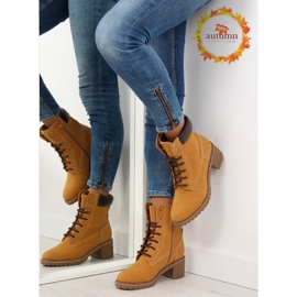 Fából készült csizma magas sarkú, teve 7-9028 barna 1