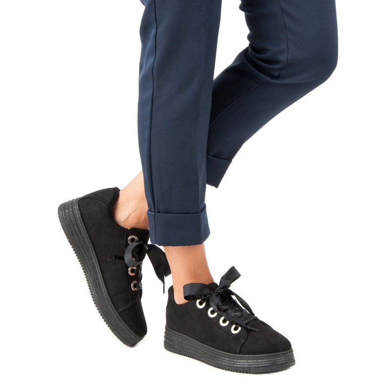 Fekete velúr cipők 2