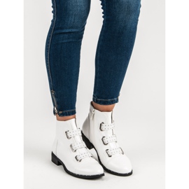 Bestelle Fehér bokacsizma cipzárral 2