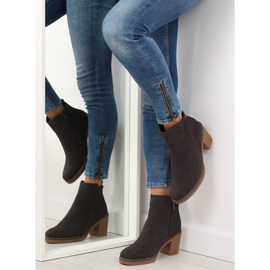 Szürke Magas sarkú csizma 7B670 Szürke 2