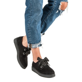 Velúr fűzős cipők fekete 1