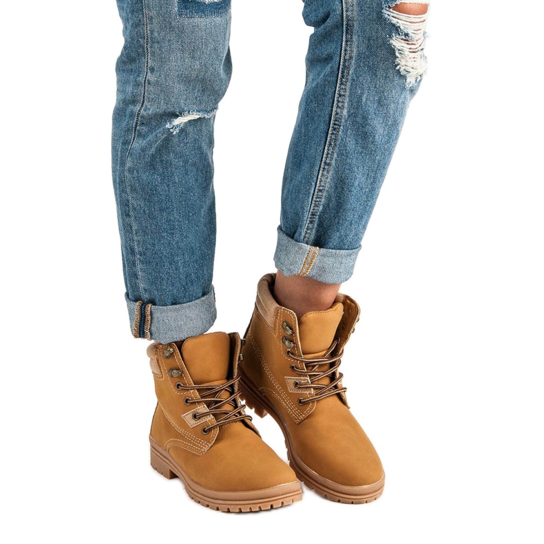 Tevekötött túracipő barna 1