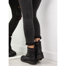 Fekete munkások csapokkal 432-PA Fekete 2