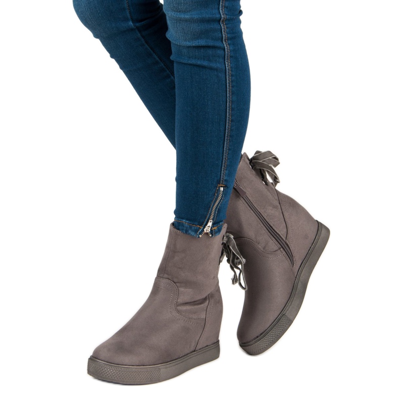 Bestelle Bordó ék csizma szürke 2