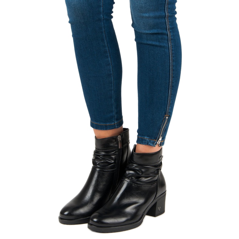 VINCEZA fekete női csizma 1