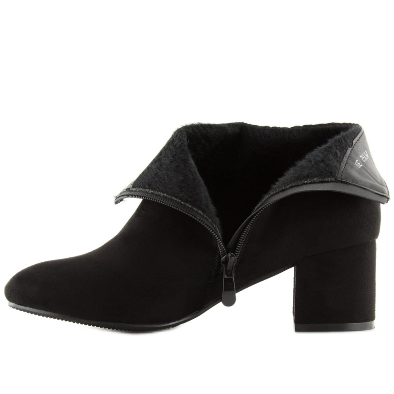 Fekete PE192 Fekete magassarkú 2