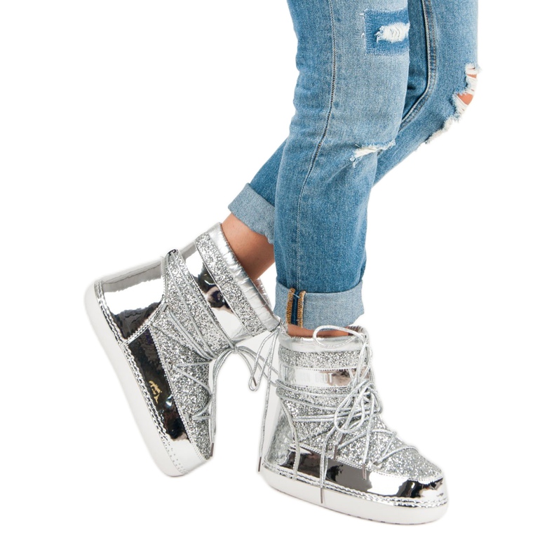 Divatos ezüst hócsizma szürke 2