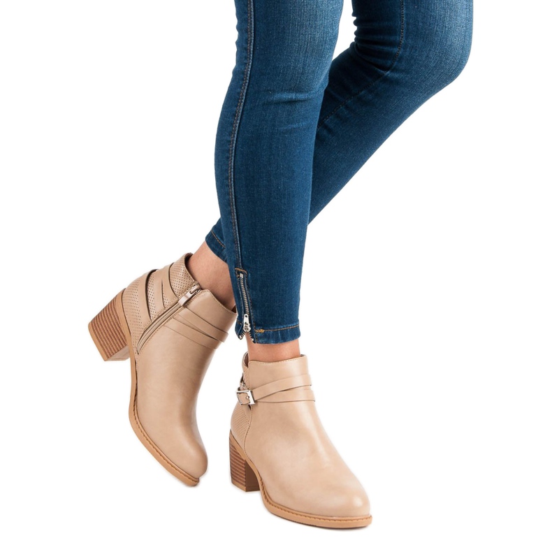 Abloom Bézs csizma a poszton 1