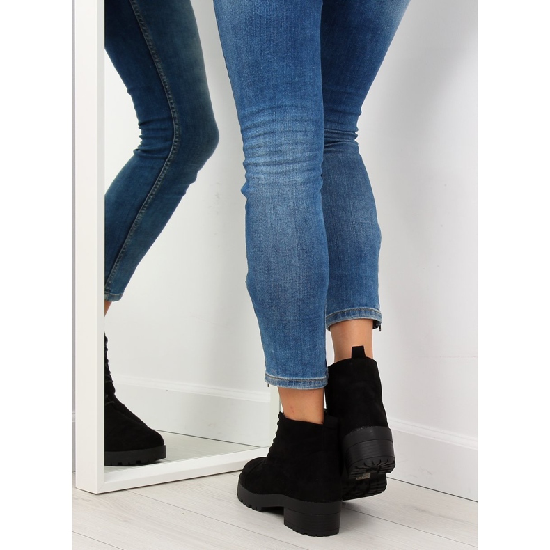 Fűzős csizma fekete 2017-4 fekete 2 Fűzős csizma fekete 2017-4 fekete 2