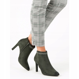 Velúr csizma a VINCEZA magas sarkán zöld 1