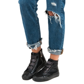 Fekete cipők a boka felett 1