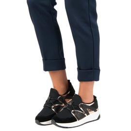 Stílusos sportcipő fekete 1