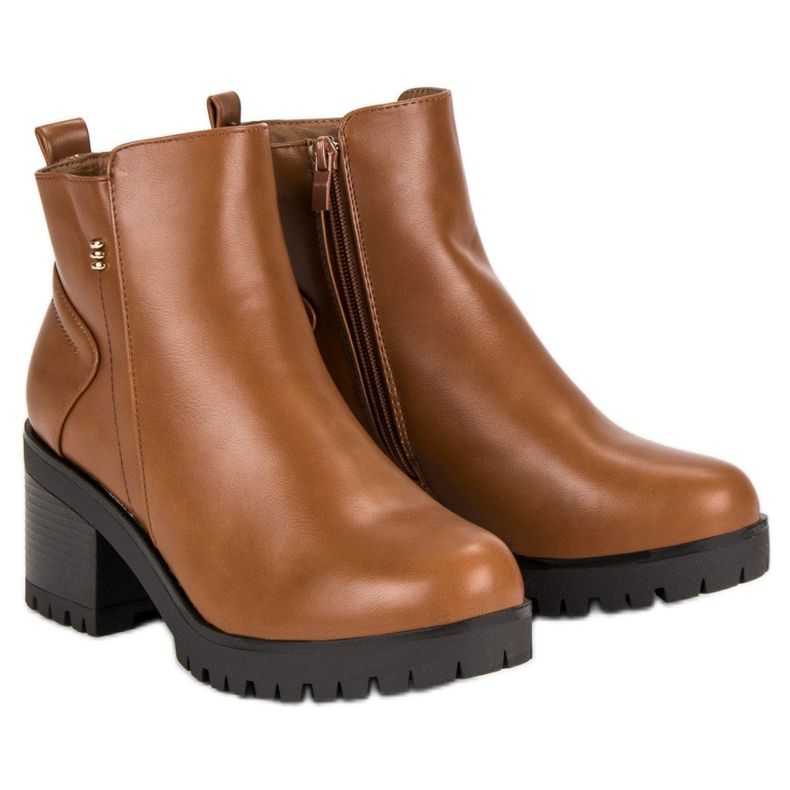 Teve magassarkú barna 1