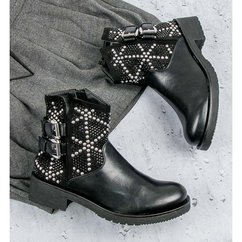 Stílusos női csizma fekete 1