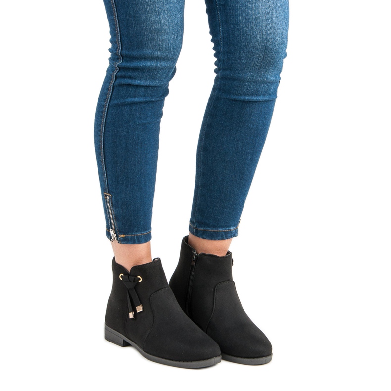 Top Shoes Alacsony bokacsizma cipzárral fekete 1