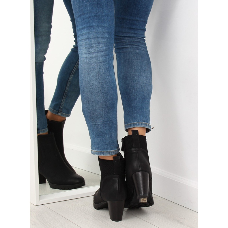 Fekete magassarkú 6697 Fekete 1