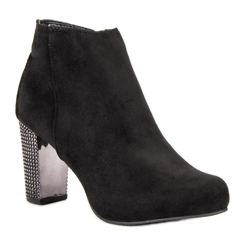 Elegáns csizma egy oszlopon fekete 2 Elegáns csizma egy oszlopon fekete 2