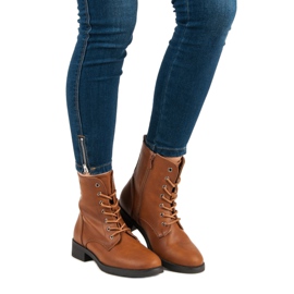 SDS Munkacsizma barna 2