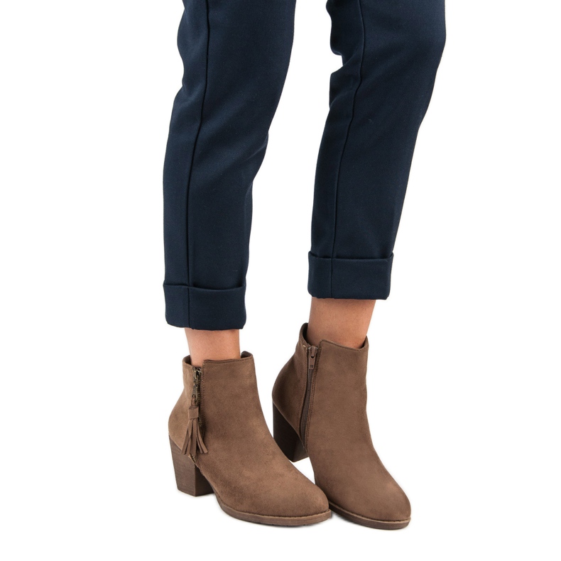 Barna velúr csizma 2