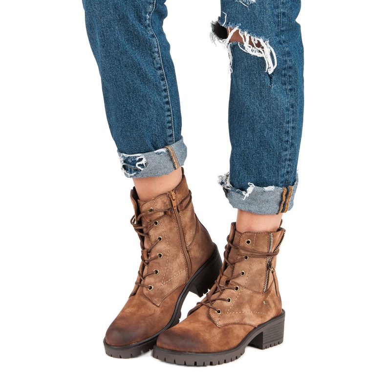 Vinceza VINCEZ munkások barna 2