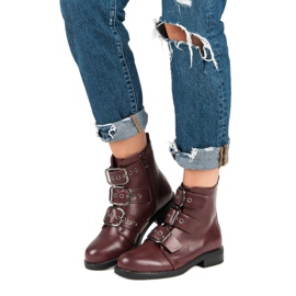 Small Swan Stílusos munkások sokszínű piros 2 Small Swan Stílusos munkások sokszínű piros 2