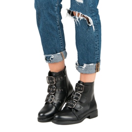 Small Swan Stílusos munkások fekete 2 Small Swan Stílusos munkások fekete 2