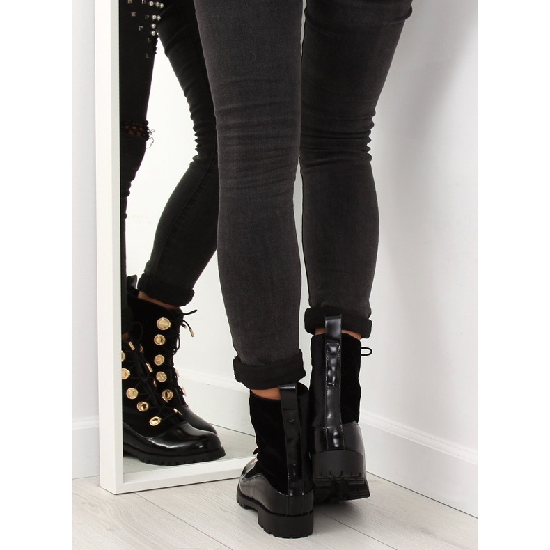 Velúrmunkások fekete gombokkal R113p Fekete 1