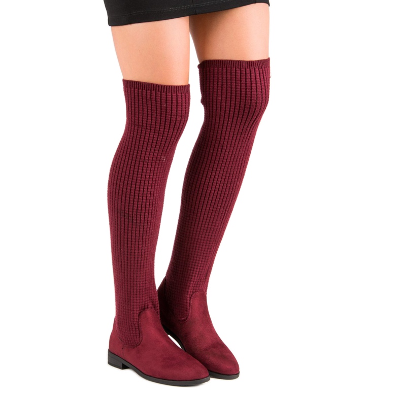 Divatos muskétások sokszínű piros 2