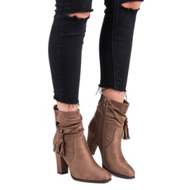 Super Mode Elegáns csizma a poszton barna 1