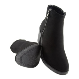 Fekete széles sarkú csizma 2013 Fekete 1