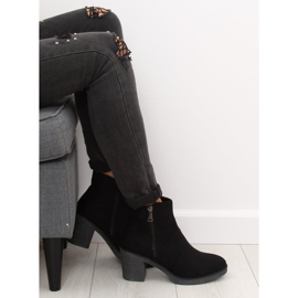 Fekete széles sarkú csizma 2013 Fekete 2