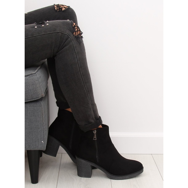 Fekete széles sarkú csizma 2013 Fekete 2