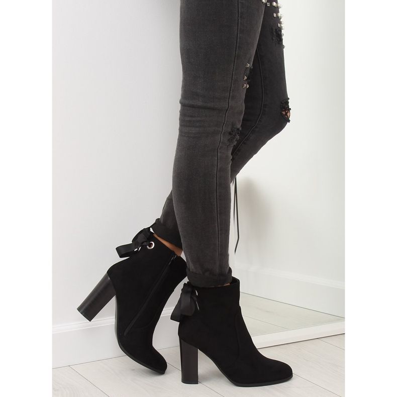 Fekete magassarkú 1331 Fekete 1