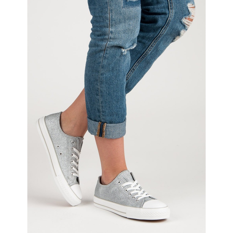 Csillogó cipők szürke 1