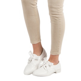 Tina&Co Kötődött brókusok fehér 2