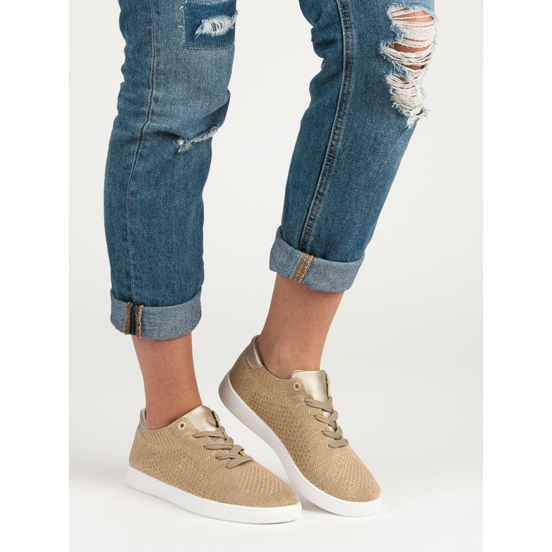 Kényelmes sportcipő sárga 1