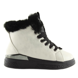 Fekete szigetelt cipők F506 fehér 1