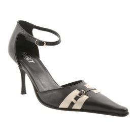 Eksbut Fekete bőr szandál 076 egy csapon 1