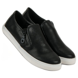 Weide Fekete Slipons 1 Weide Fekete Slipons 1