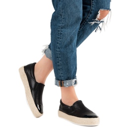 Divatos fekete cipők 2