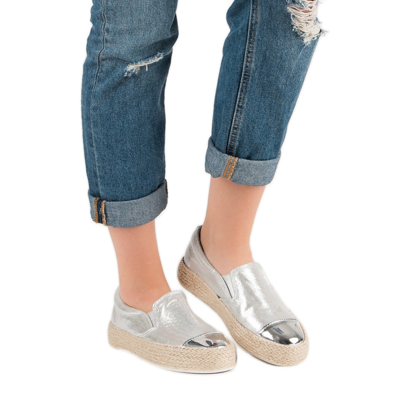 Divatos ezüst cipők szürke 1