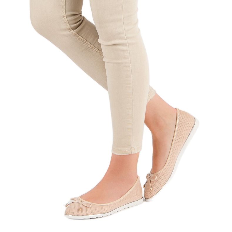 Small Swan Bézs balerinák 1