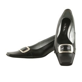 Bőr szivattyúk fekete 2